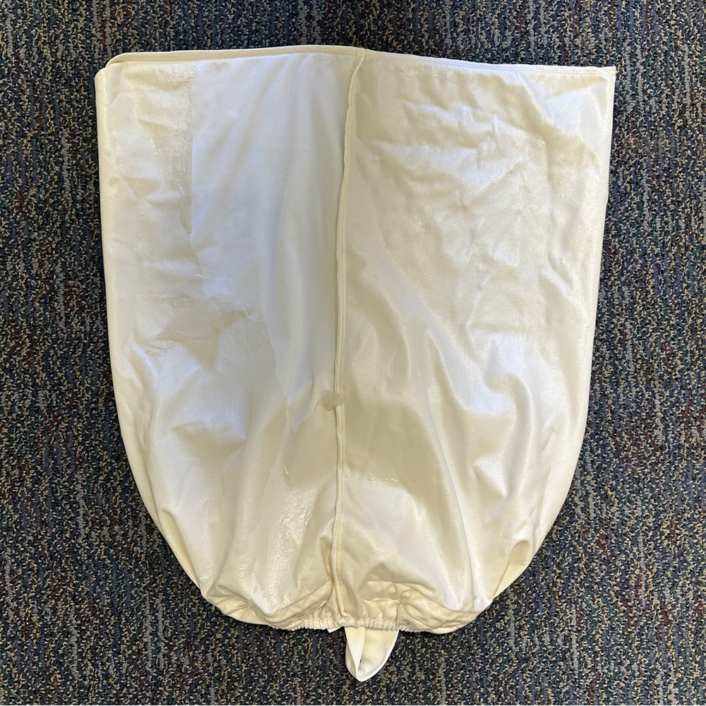 Esembly Diaper Accessory Bundle - Picture 6 of 13